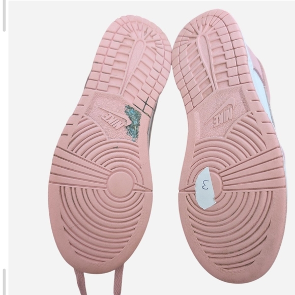 Pre-owned Nike Kids Pink and White Sneakers - Picture 2 of 11